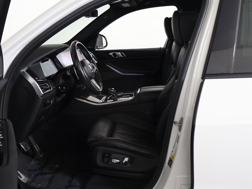 Used 2023 BMW X5 M50i w/ Executive Package image 30