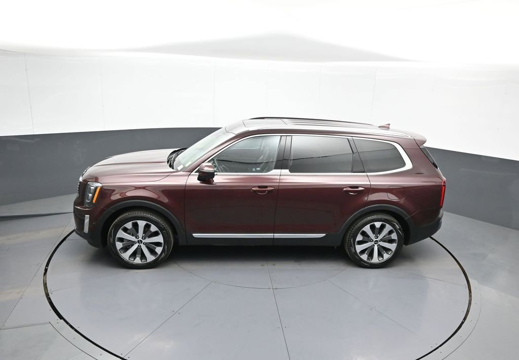 Certified 2022 Kia Telluride EX w/ EX Premium Package FWD image 43