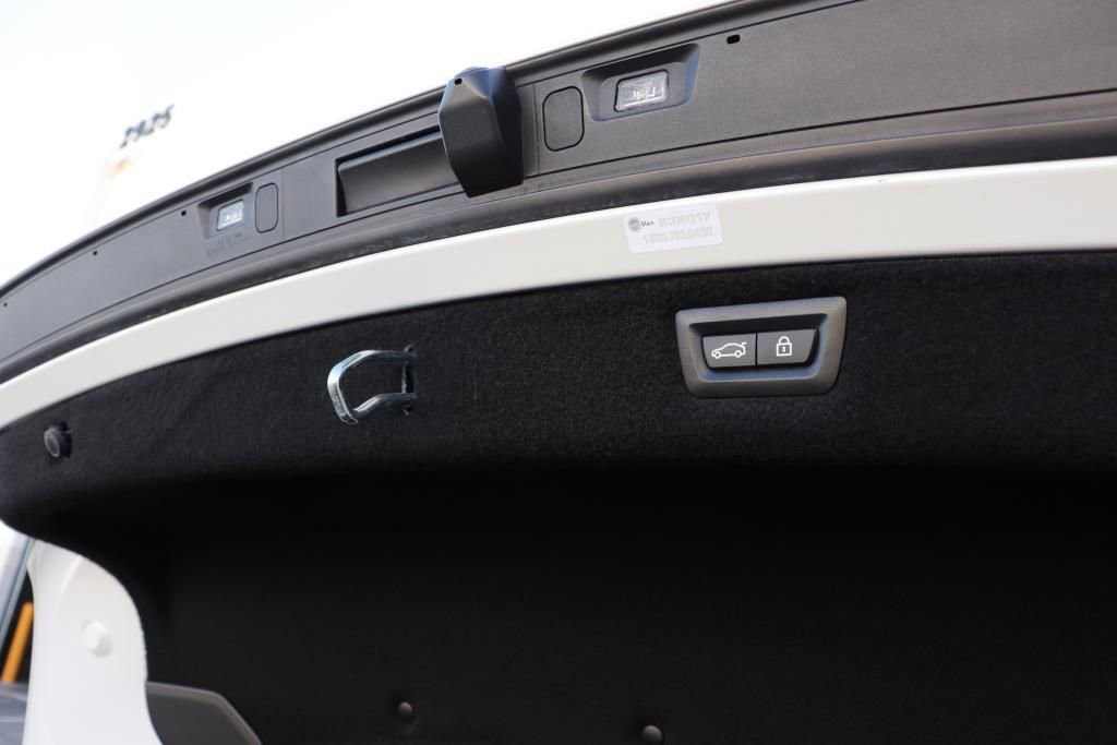 Used 2020 BMW M850i xDrive Coupe image 27