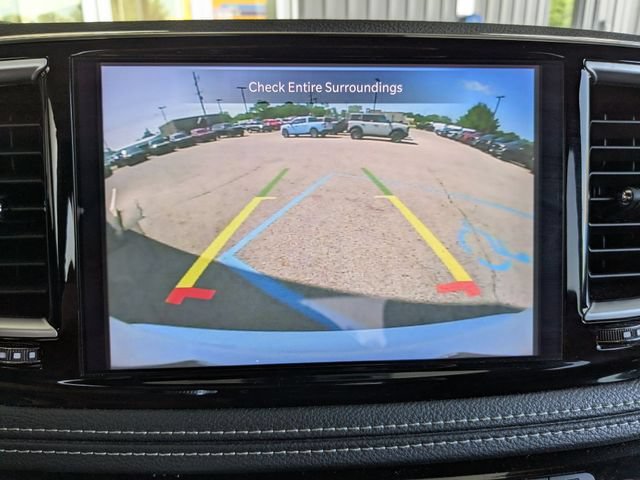 Used 2025 Chrysler Pacifica Limited FWD image 23