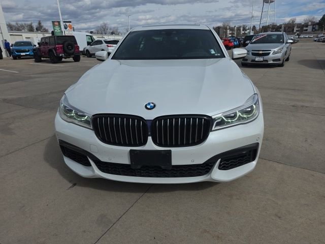 Used 2019 BMW 750i xDrive 750i xDrive w/ M Sport Package image 2