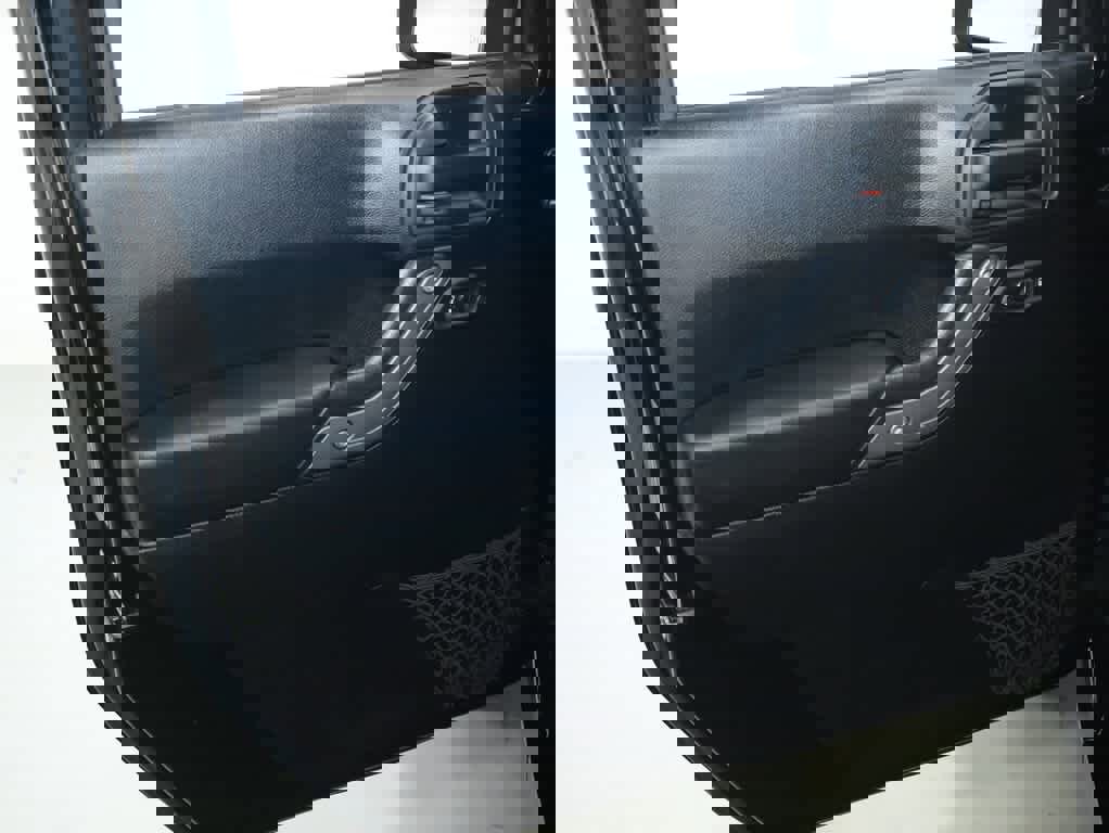 Used 2017 Jeep Wrangler Unlimited Sport w/ Quick Order Package 24S image 16