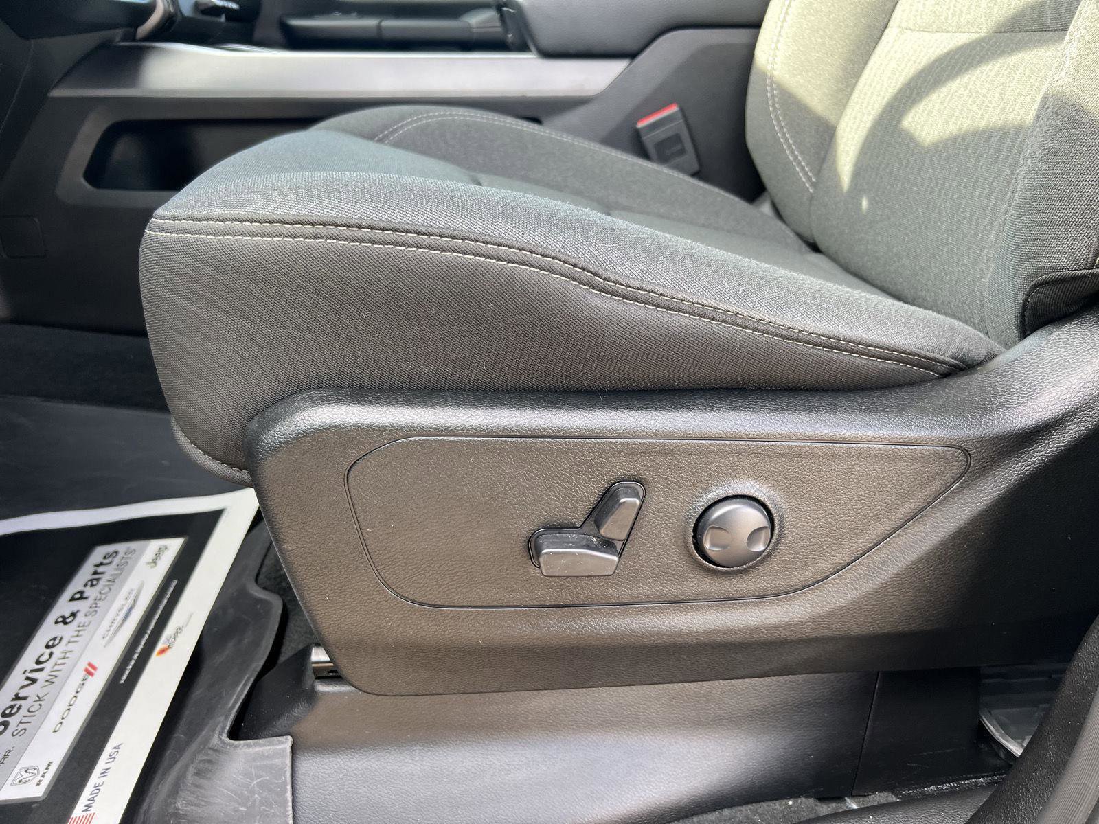 Used 2023 RAM 1500 Big Horn AWD/4WD image 13