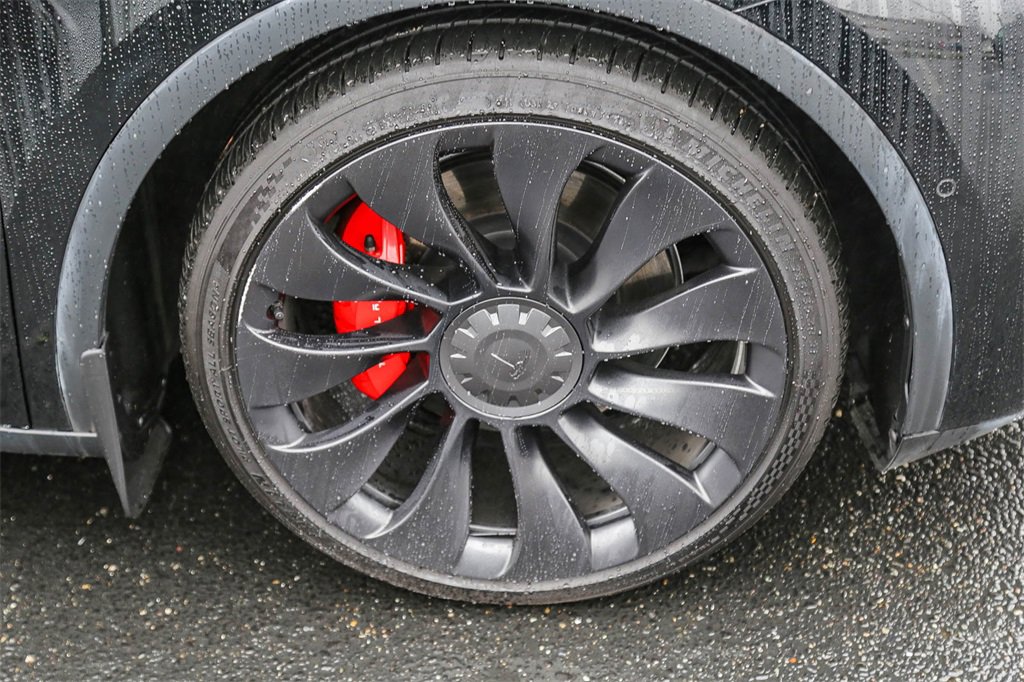 Used 2022 Tesla Model Y Performance image 12