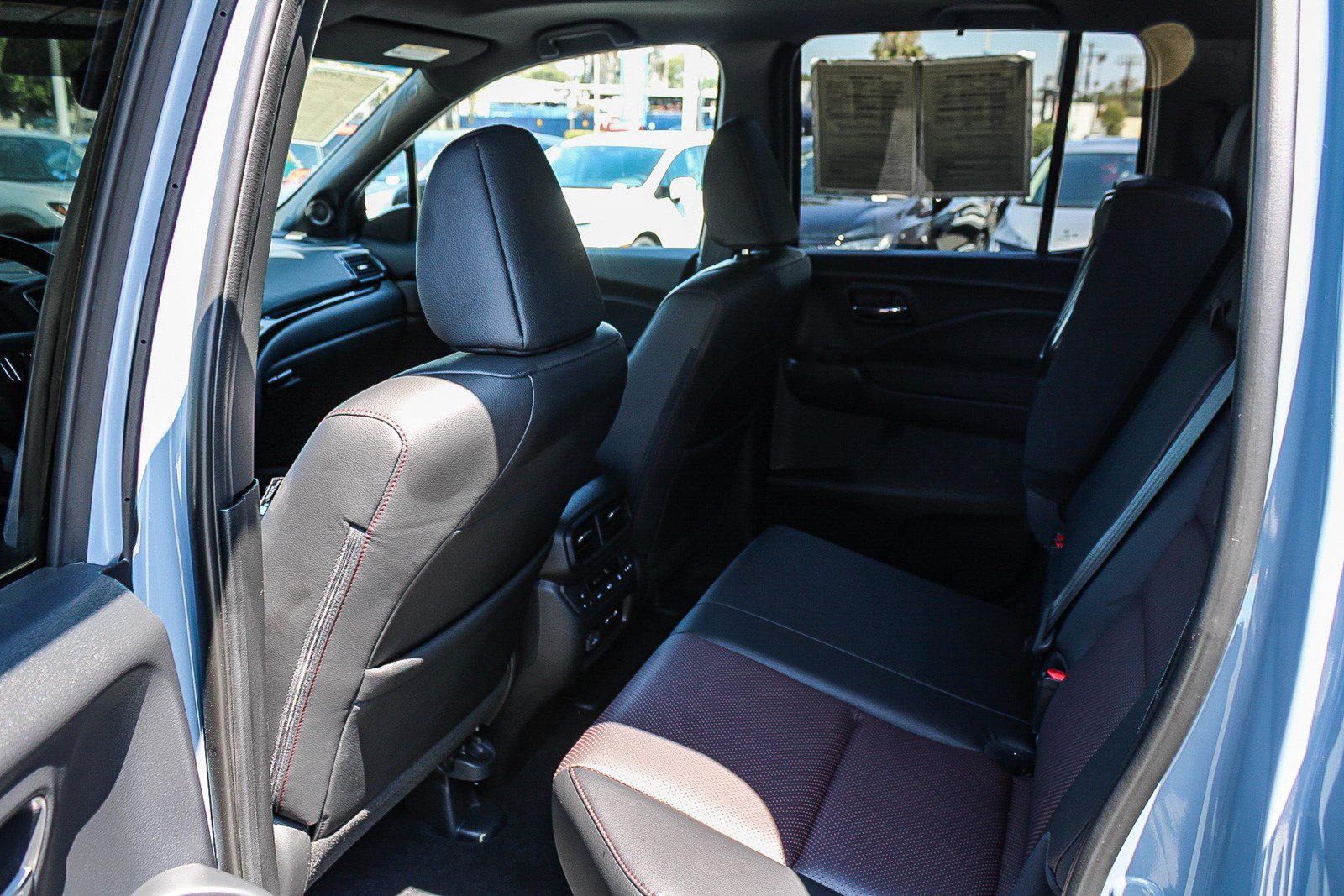 Certified 2025 Honda Ridgeline Black Edition image 20