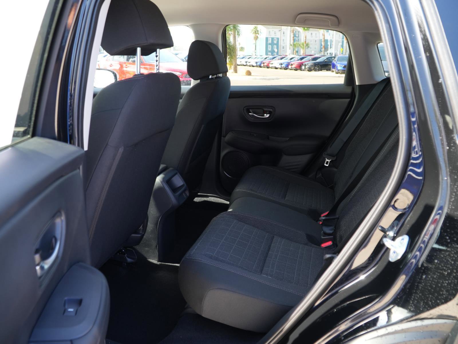 New 2026 Honda HR-V LX image 18