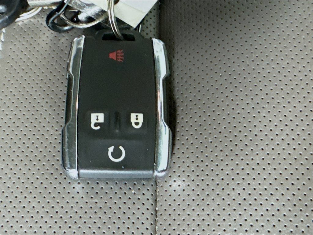 Used 2022 GMC Canyon Denali RWD image 35