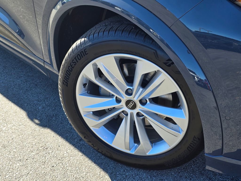 Used 2025 Audi Q6 e-tron Premium Plus w/ Premium Plus image 33