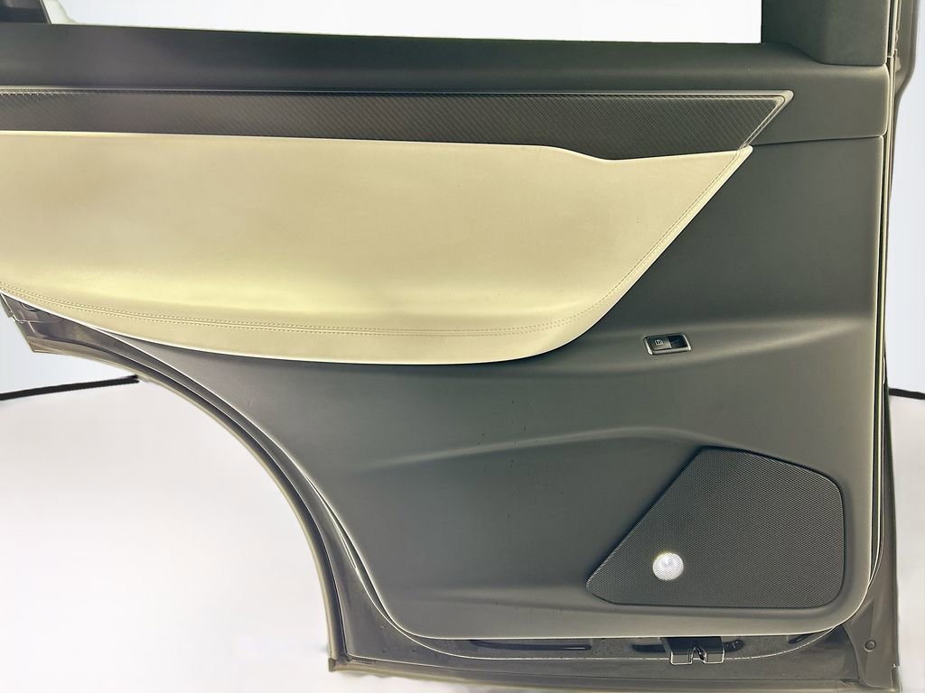 Used 2021 Tesla Model X Performance image 25