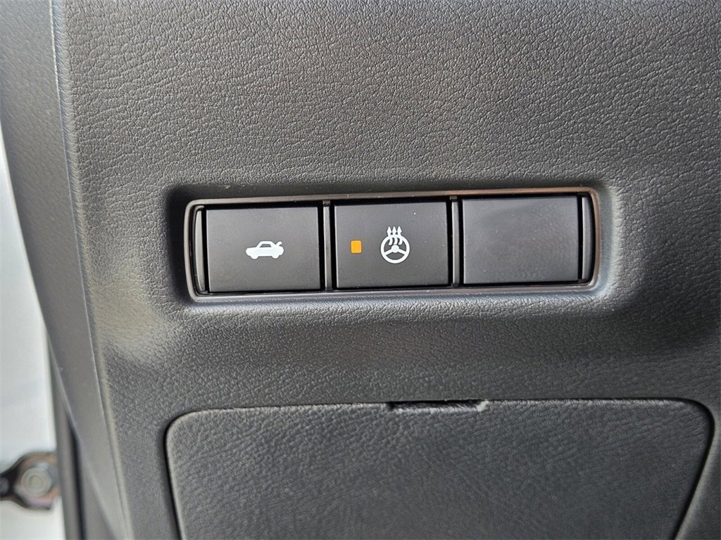 New 2026 Nissan Sentra SR image 25