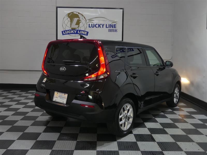 Used 2021 Kia Soul S FWD image 10
