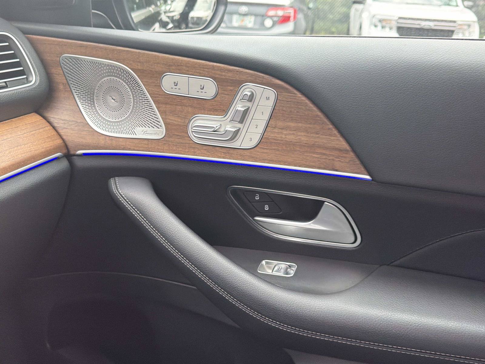 Certified 2025 Mercedes-Benz GLE 350 4MATIC image 19