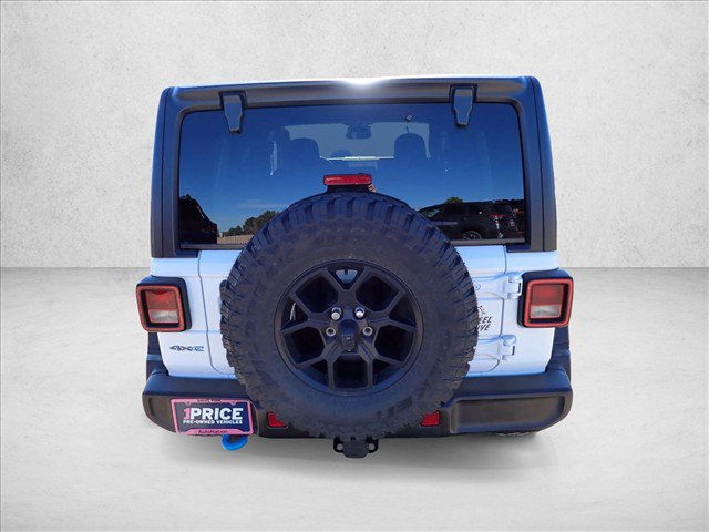 Used 2024 Jeep Wrangler Unlimited AWD/4WD image 3