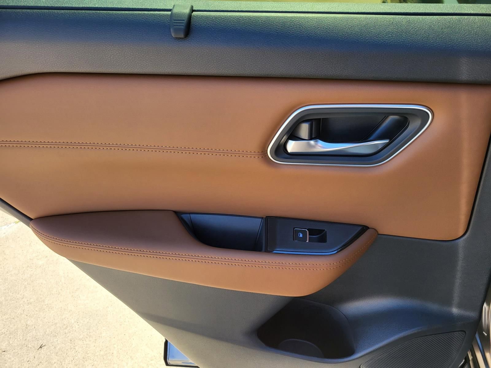 New 2026 Nissan Rogue Platinum image 15