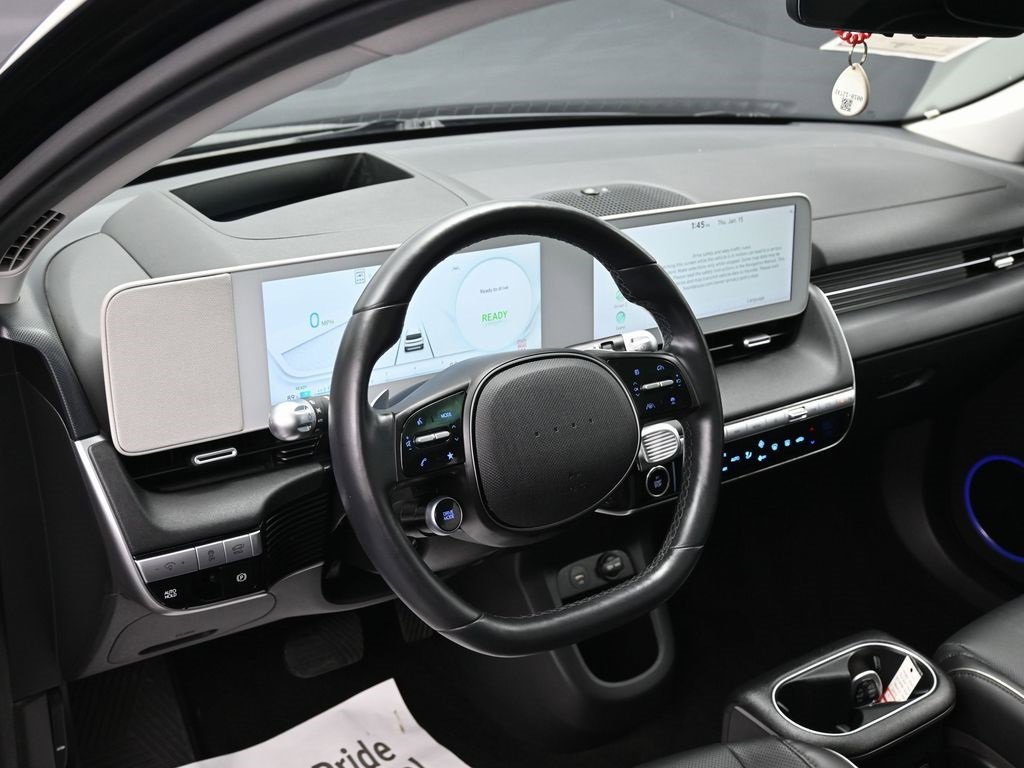 Used 2024 Hyundai Ioniq 5 Limited image 18