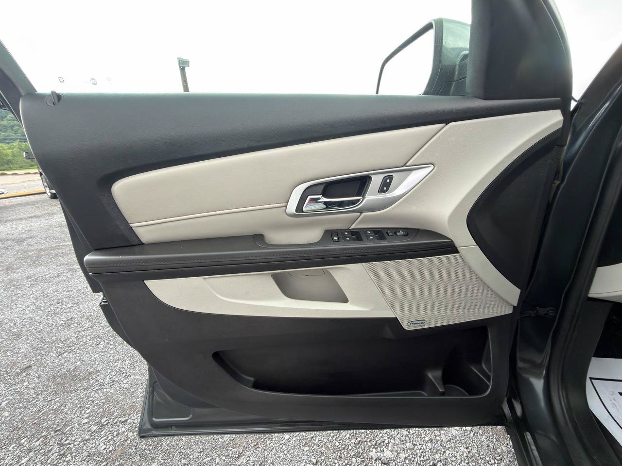 Used 2017 GMC Terrain SLE w/ Driver Alert Package I AWD/4WD image 19
