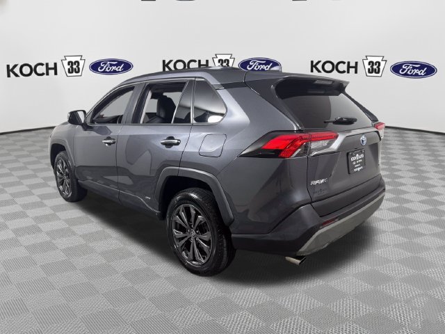 Used 2022 Toyota RAV4 Limited AWD/4WD image 6