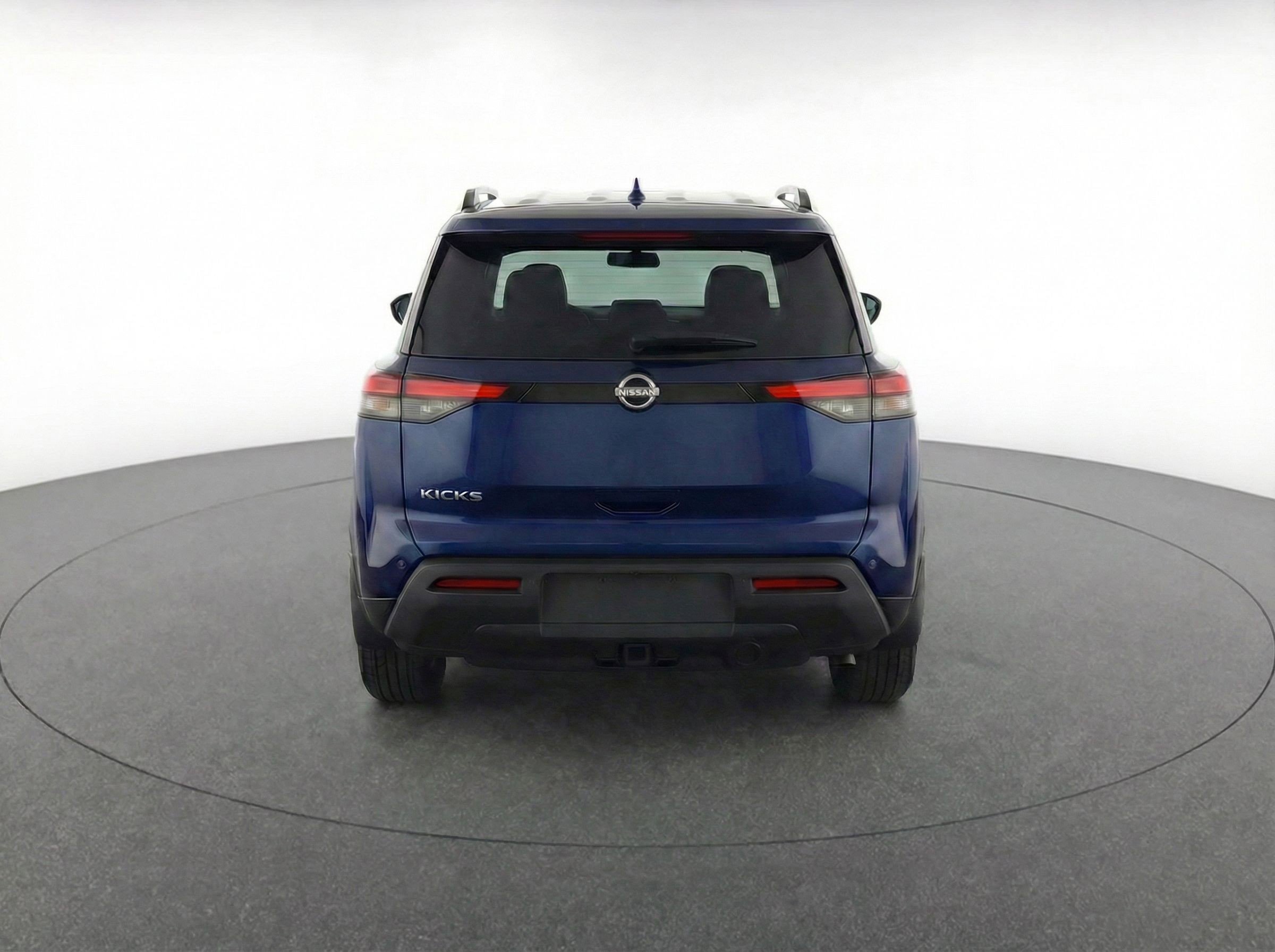 Used 2025 Nissan Kicks SV image 7