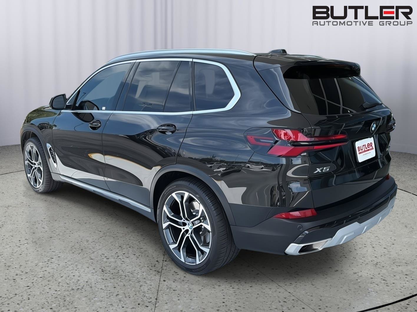 Certified 2024 BMW X5 sDrive40i w/ Premium Package RWD image 4