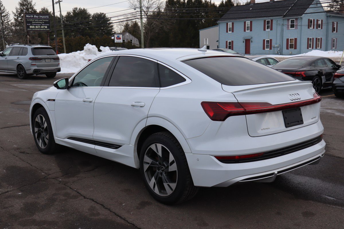 Used 2022 Audi e-tron Premium Plus w/ Premium Plus Package image 7