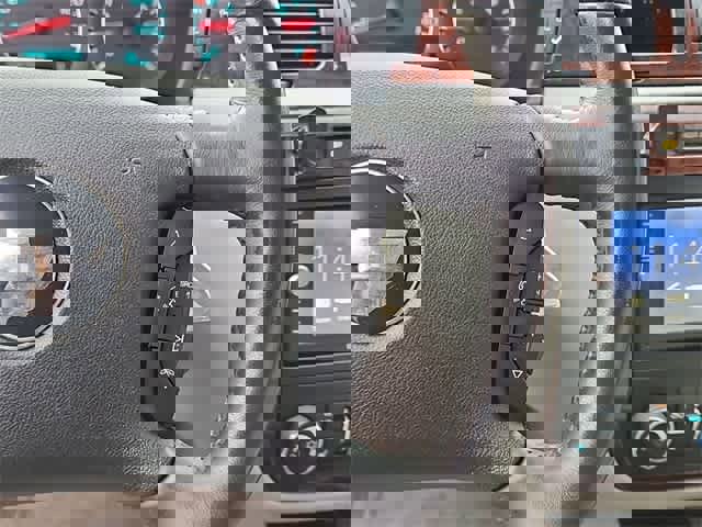 Used 2011 Chevrolet Impala LT w/ Luxury Edition Package image 27