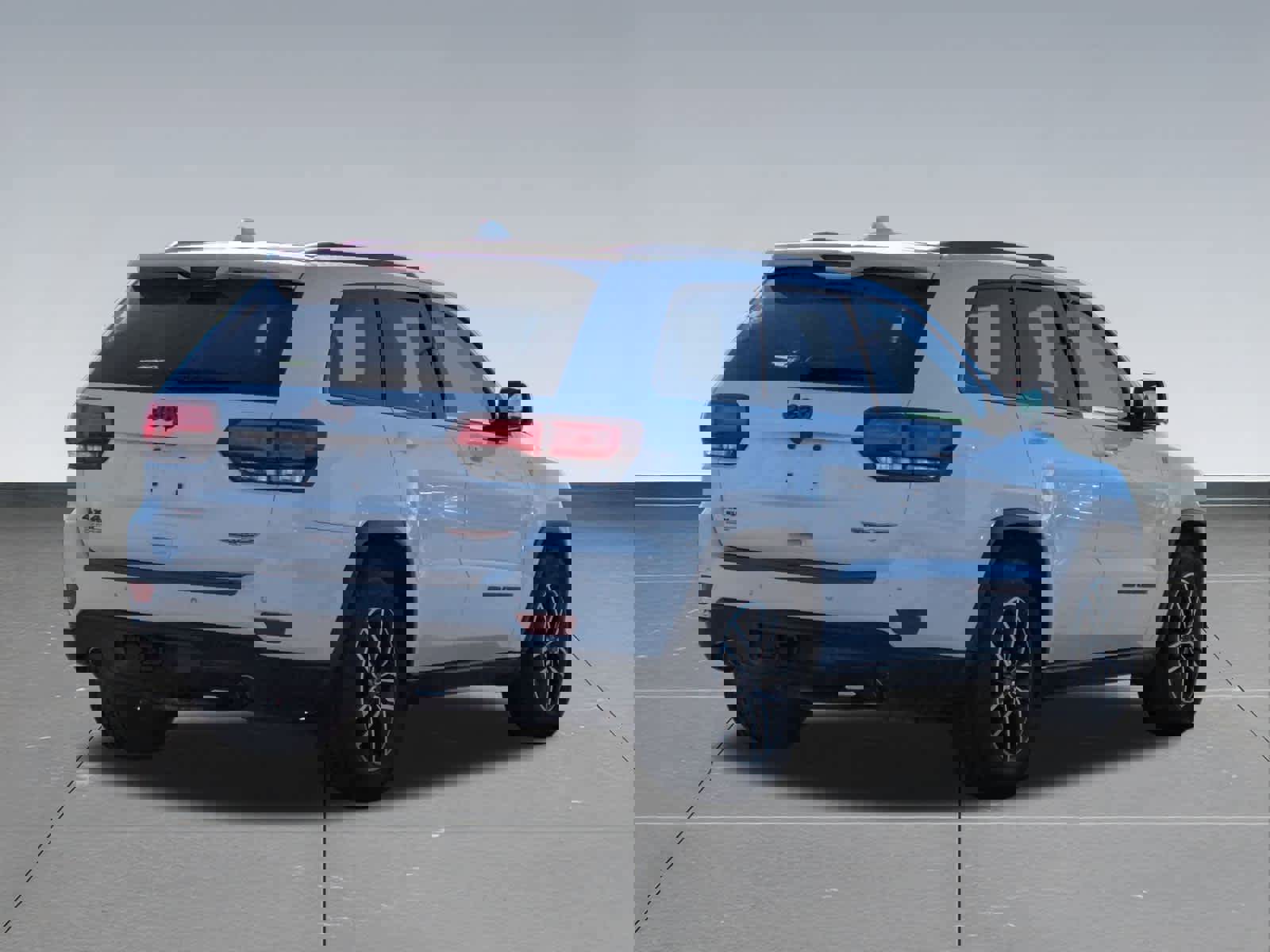 Used 2020 Jeep Grand Cherokee Trailhawk w/ Trailhawk Luxury Group image 6