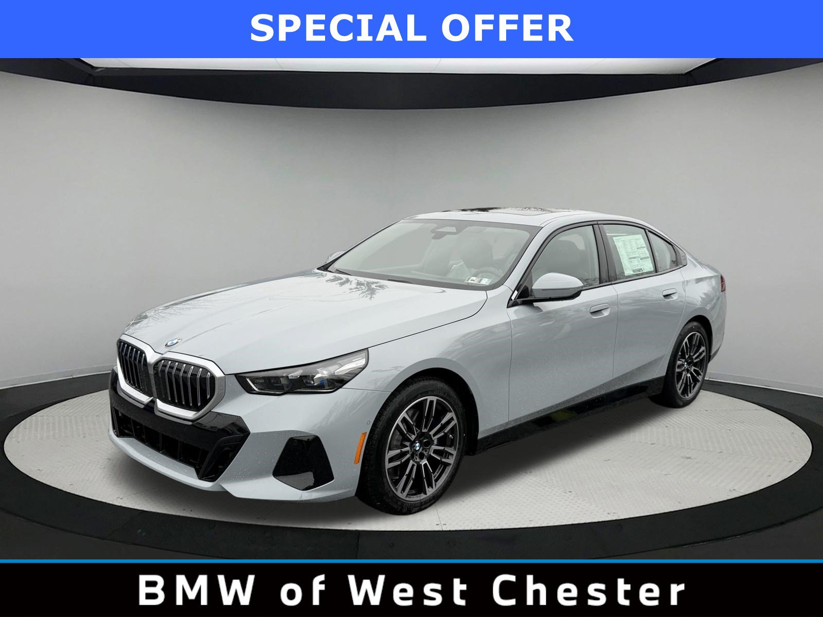 New 2026 BMW 530i xDrive w/ M Sport Package AWD/4WD image 1