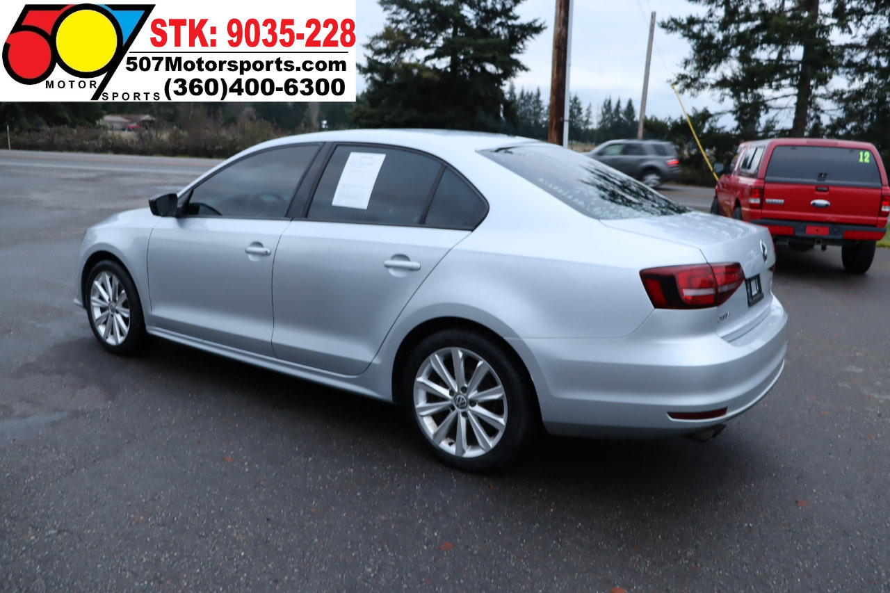 Used 2016 Volkswagen Jetta S image 3