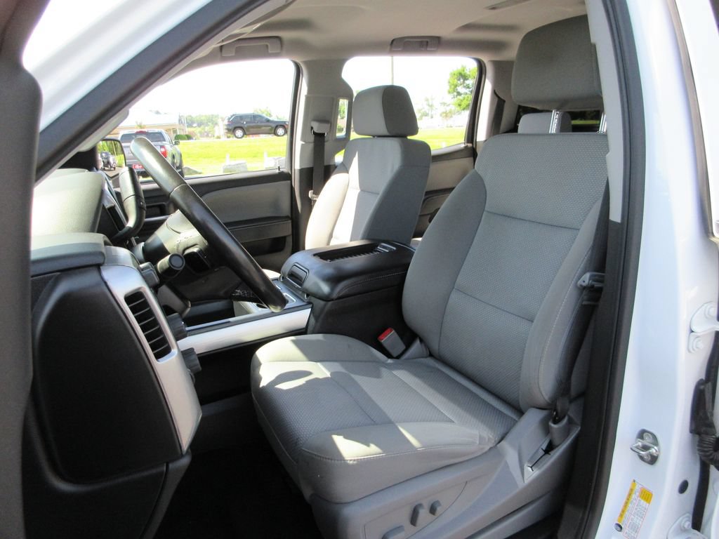 Certified 2018 Chevrolet Silverado 1500 LT w/ Texas Edition AWD/4WD image 19