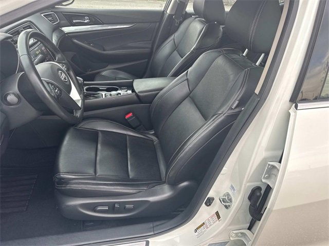 Used 2023 Nissan Maxima SL image 28