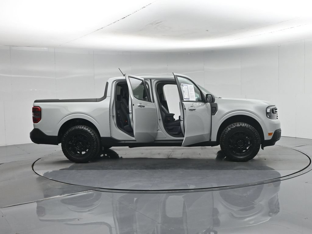 Used 2024 Ford Maverick Lariat w/ Black Appearance Package AWD/4WD image 4