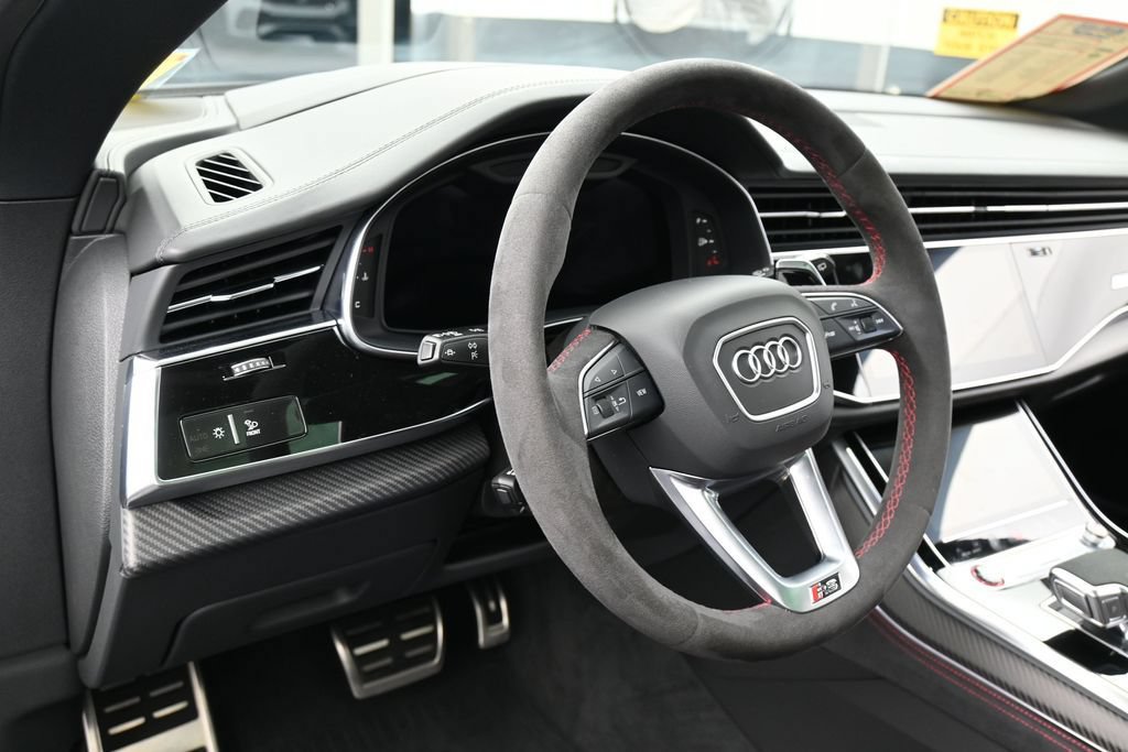 Used 2026 Audi RS Q8 performance AWD/4WD image 17
