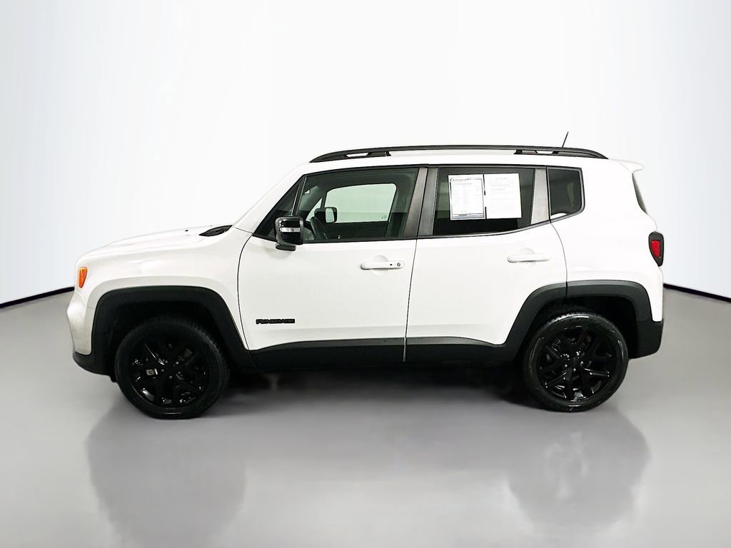 Used 2022 Jeep Renegade Altitude image 4