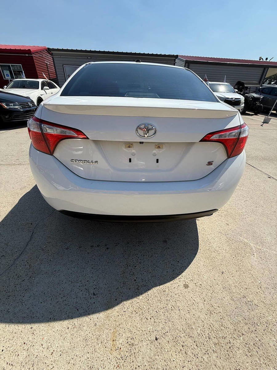 Used 2016 Toyota Corolla S image 3