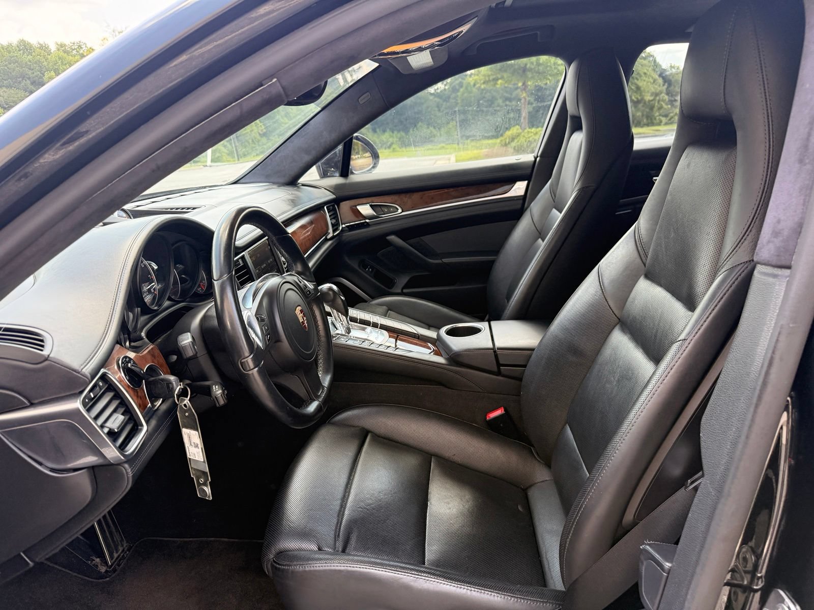 Used 2014 Porsche Panamera AWD/4WD image 32