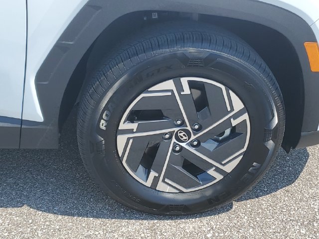 Certified 2026 Hyundai Tucson Blue SE w/ Tow & Go Package AWD/4WD image 6