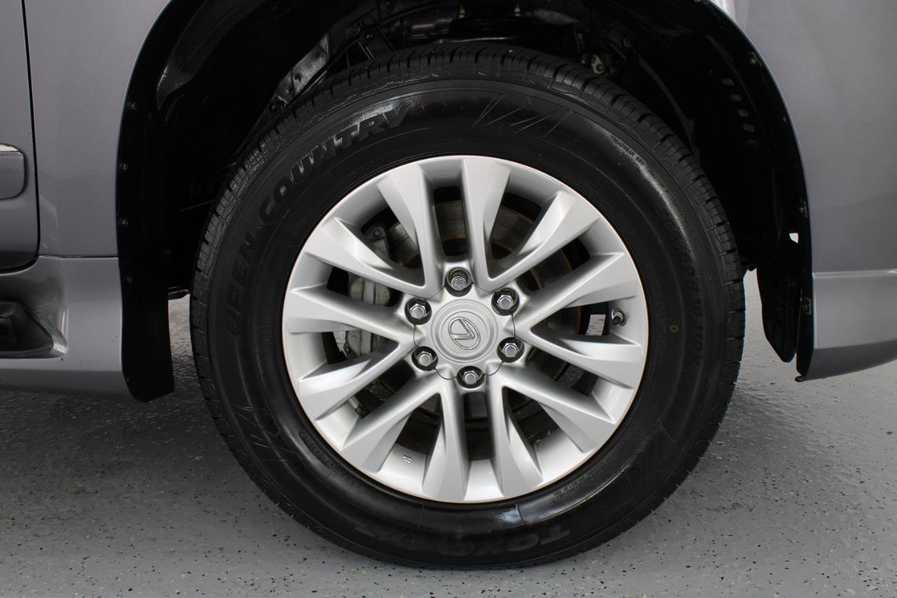 Used 2015 Lexus GX 460 w/ Premium Package AWD/4WD image 88