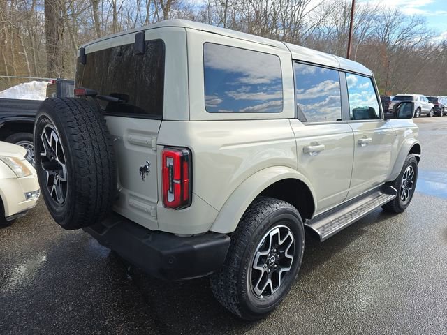 Used 2025 Ford Bronco Outer Banks image 3