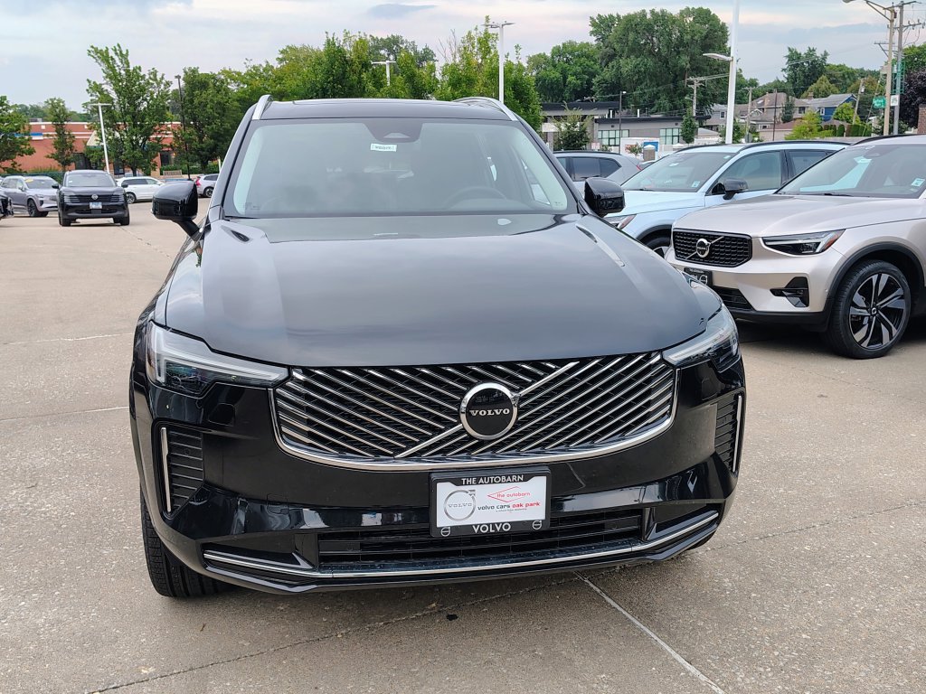 New 2026 Volvo XC90 B5 Core w/ Protection Package AWD/4WD image 4