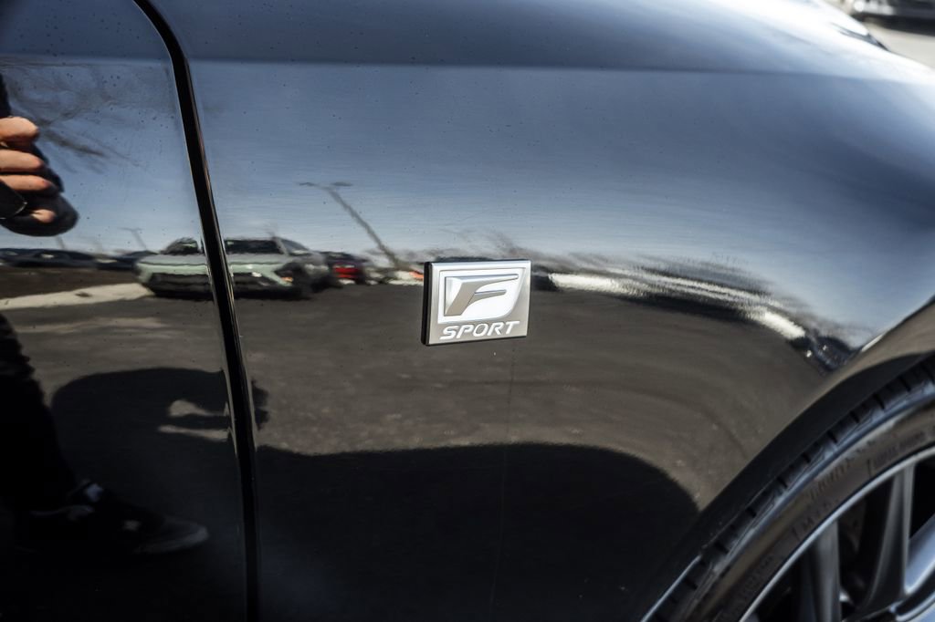 Used 2019 Lexus IS 300 F Sport w/ F Sport Package image 4
