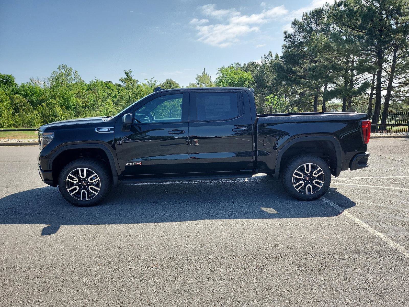 Used 2026 GMC Sierra 1500 AT4 w/ AT4 Premium Package AWD/4WD image 2