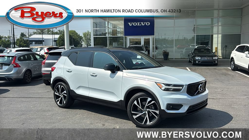 Used 2021 Volvo XC40 T5 R-Design w/ Climate Package