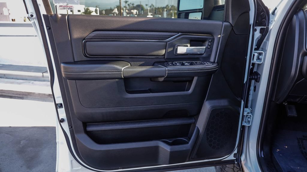 Used 2024 RAM 2500 Rebel AWD/4WD image 24