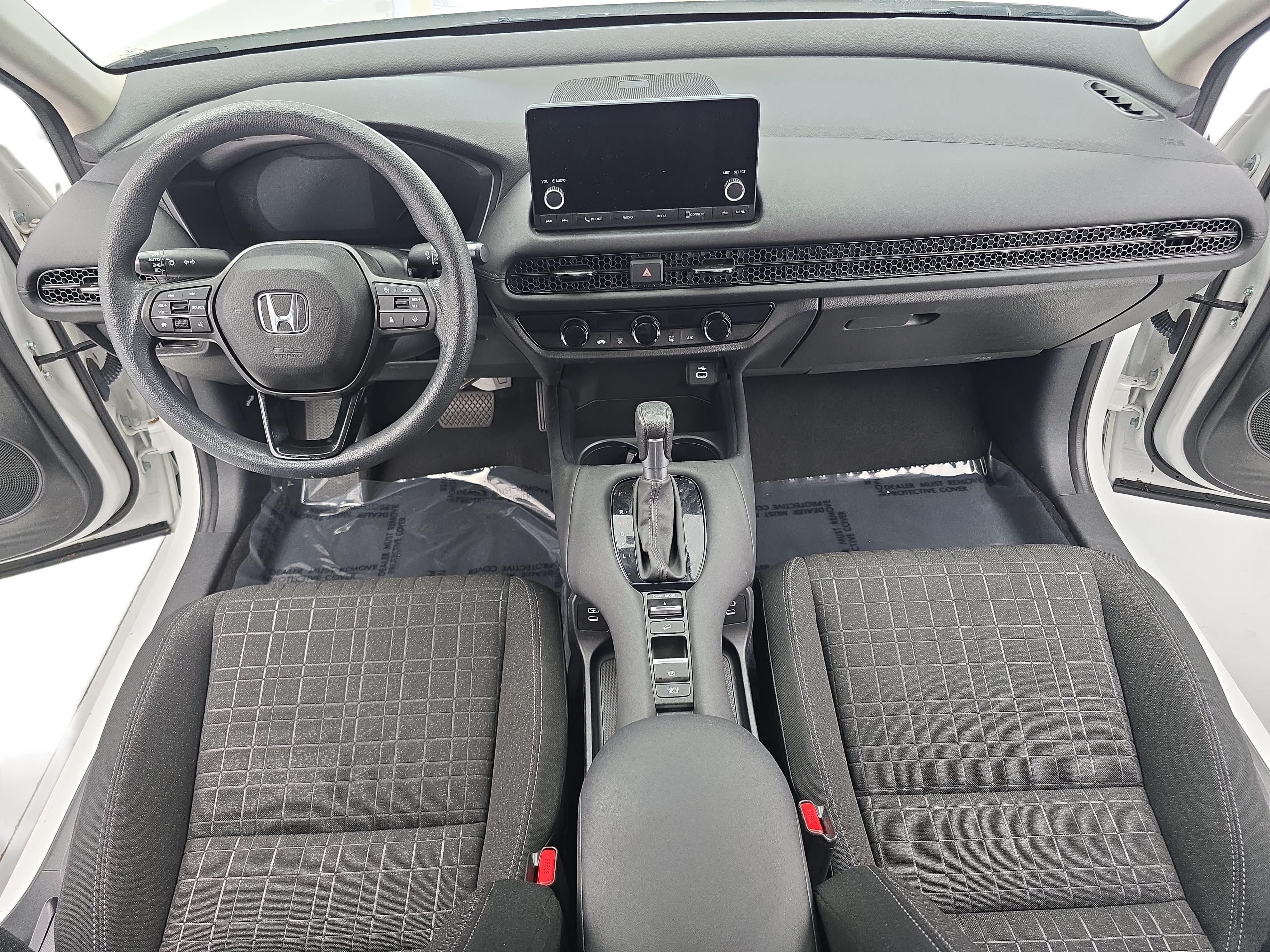 Used 2024 Honda HR-V LX image 9