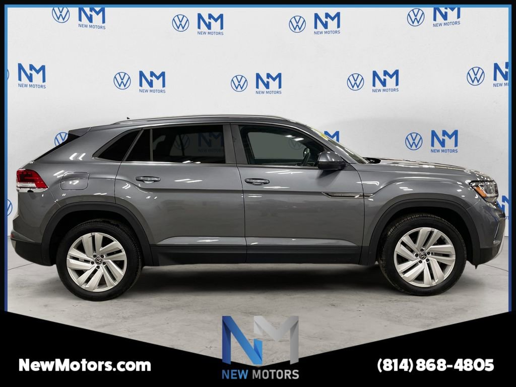 Used 2021 Volkswagen Atlas Cross Sport SE w/ Panoramic Sunroof Package image 6