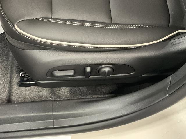 New 2026 Buick Envista Sport Touring w/ Studio Series image 9