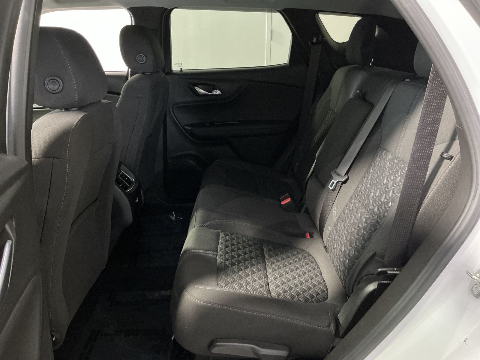 Used 2019 Chevrolet Blazer LT FWD image 24