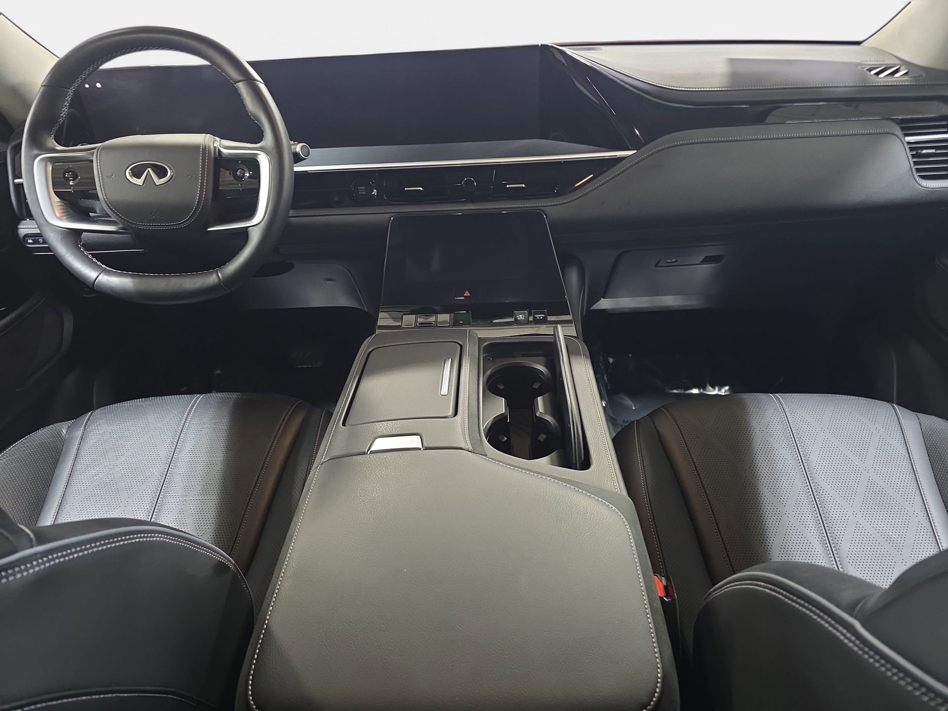 Certified 2025 INFINITI QX80 Sensory AWD/4WD image 9