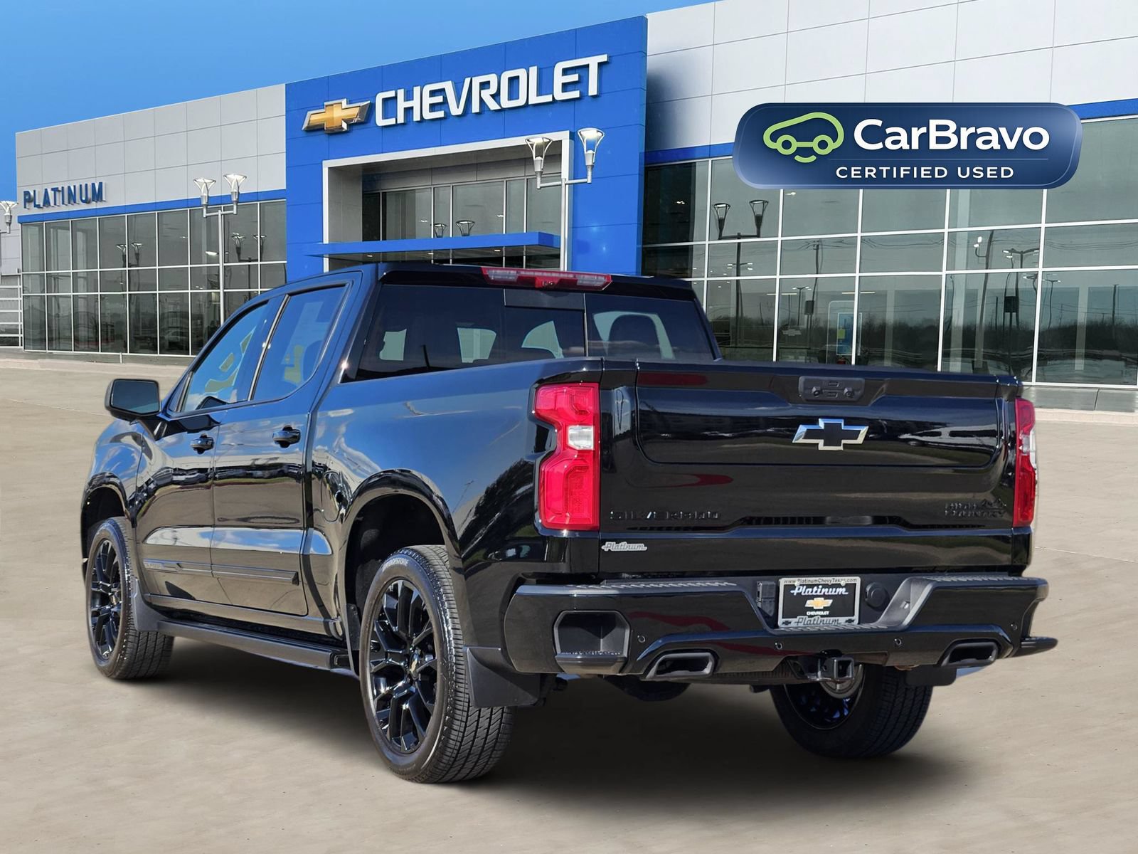 Certified 2025 Chevrolet Silverado 1500 High Country w/ High Country Premium Package AWD/4WD image 4