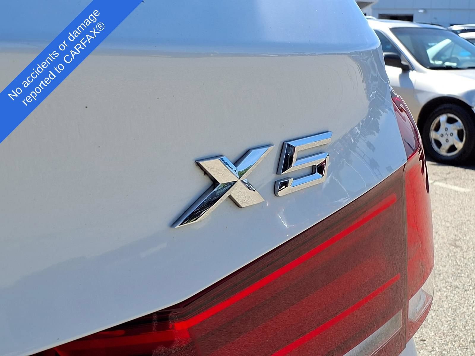 Used 2018 BMW X5 xDrive50i AWD/4WD image 11